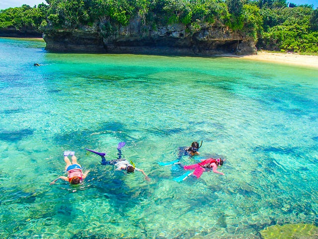 Group snorkeling at Panari Island