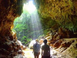 西表島の秘境地にある一番大きな鍾乳洞