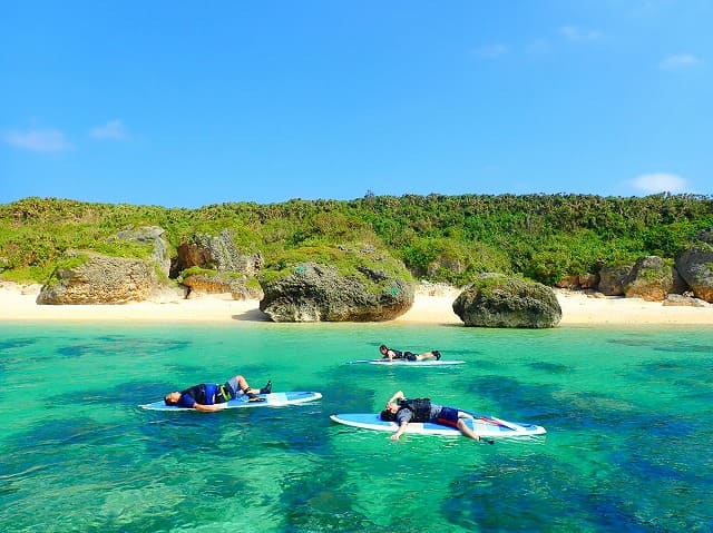 宮古島 定番人気のsupクルージング 半日コース 沖縄トリップ 沖縄最大級のアクティビティ予約サイト