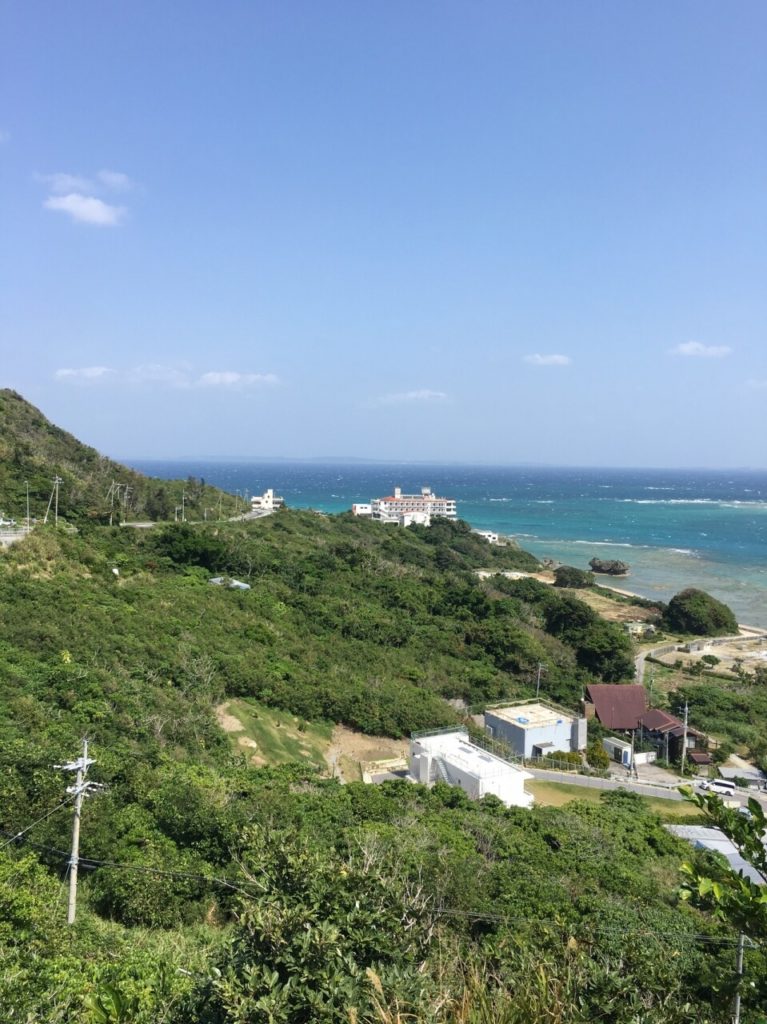 幸せの架け橋 沖縄本島 知念 玉城 八重瀬エリア の観光スポット 沖縄トリップ