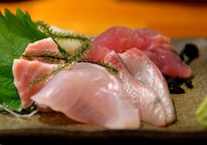 石垣島のひとし石敢當店で食べられる寿司