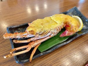 宮古島の海の幸で食べるランチ