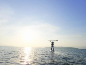 西表島のサンライズをサップボードの上で満喫