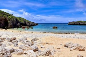 中の島ビーチでシュノーケリング