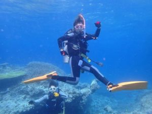 西表島の綺麗な海でダイビング