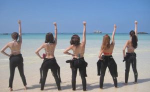 女子旅行で幻の島周辺で体験ダイビングに参加