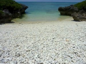 波照間島の毛崎ビーチ