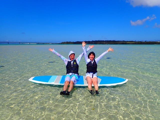 小浜島の絶景ビーチでSUP体験