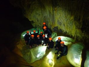 団体旅行でパンプキンホールケイビング