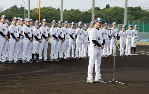 西表島で行われる球団キャンプ