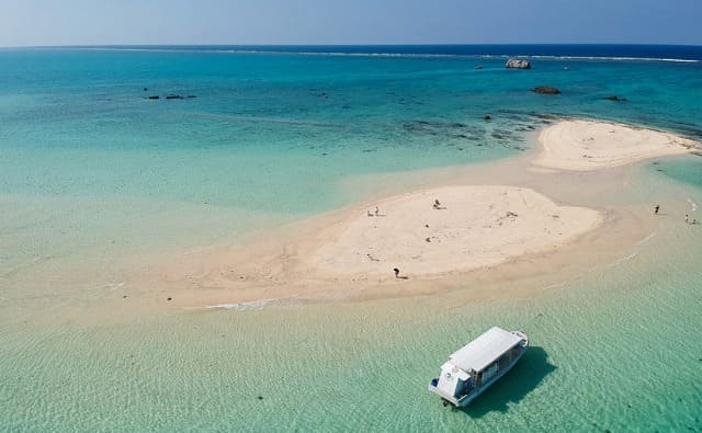 嘉弥真島 カヤマ島 への行き方 遊び方 おすすめスポットご紹介 沖縄トリップ 嘉弥真島 カヤマ島 への行き方 遊び方 おすすめスポットご紹介 沖縄トリップ