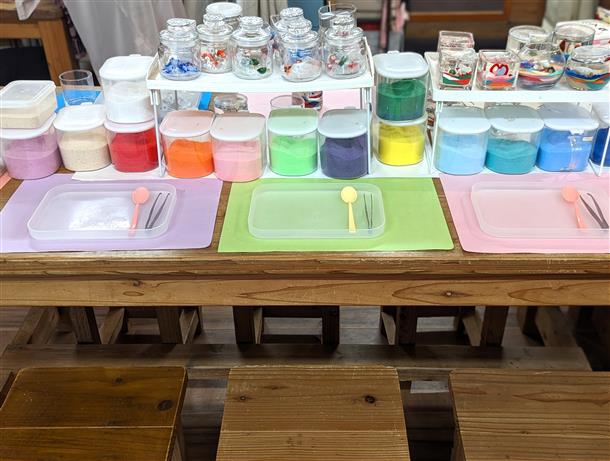 あなただけのカラーサンドで彩る、特別なキャンドル