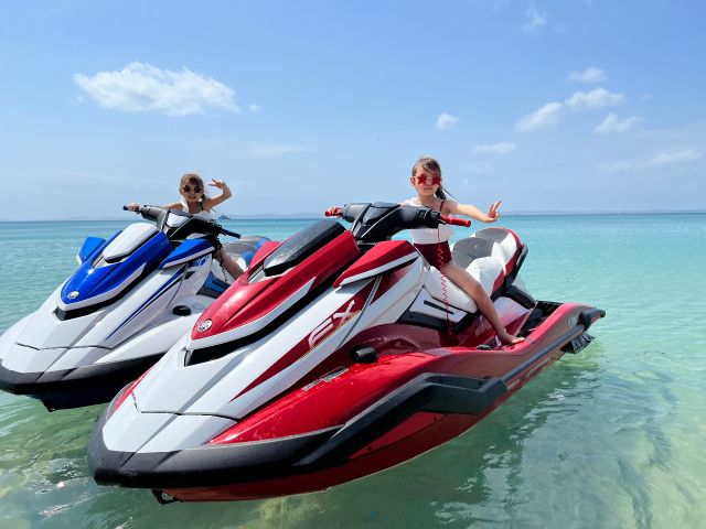 ジェットスキーで海を駆け抜けろ！