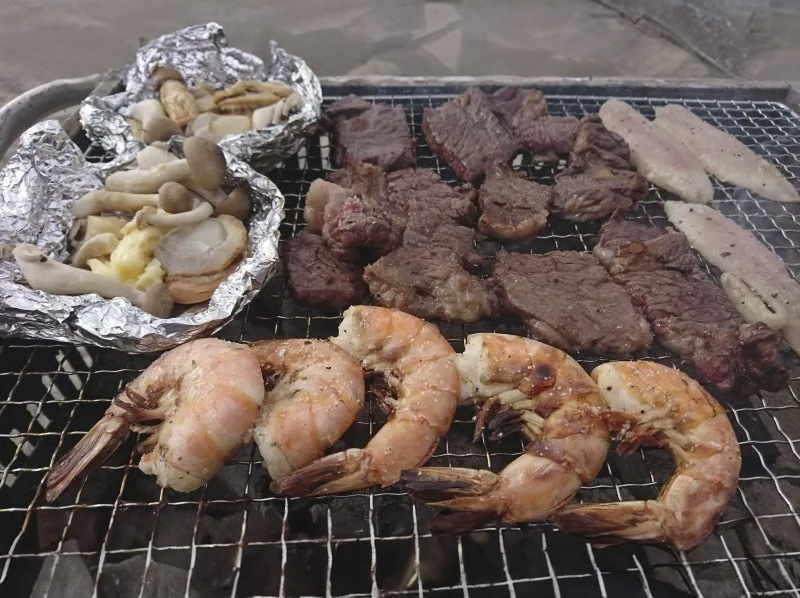 おなかがすいたらオプション追加でBBQ！楽しい時間をさらに満喫